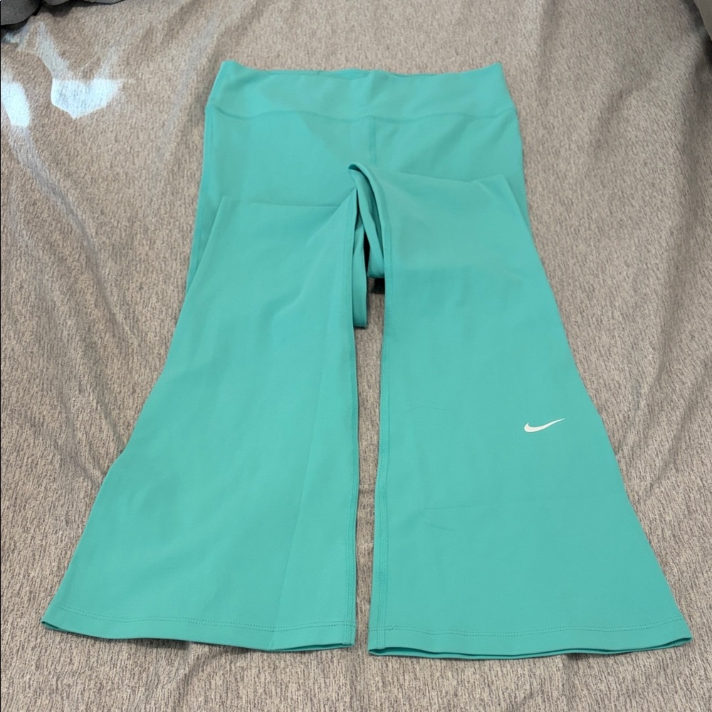 Nike Kids Turquoise Flared Leggings